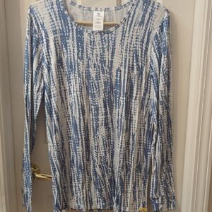 WonderWink Women's Blue and White Modern Fit Top